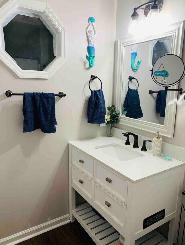 Building Photo - 5 Cuttysark Rd