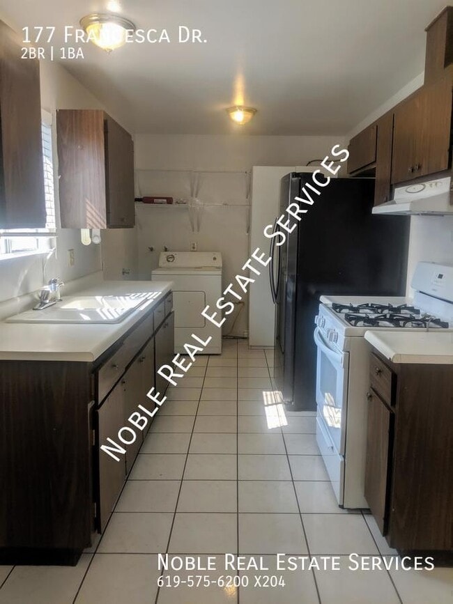 Building Photo - 177 Francesca Dr