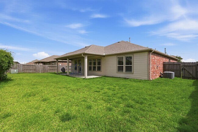 Building Photo - 3904 Waterworth Wy