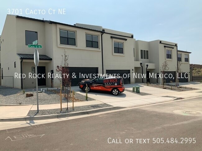 Building Photo - 3701 Cacto Ct