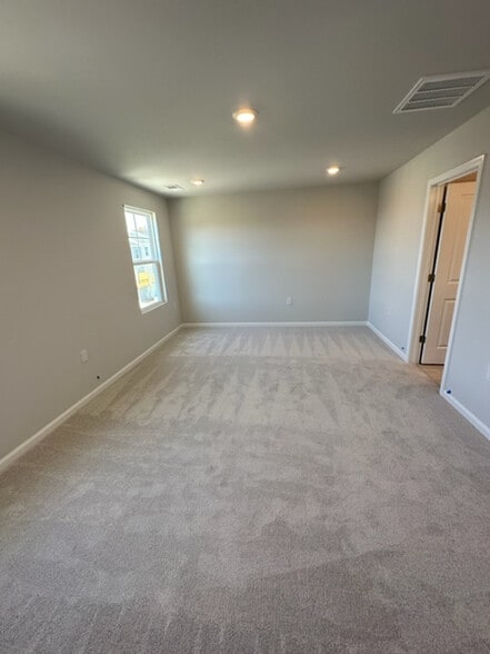 Building Photo - Room in Townhome on Kipp Ln