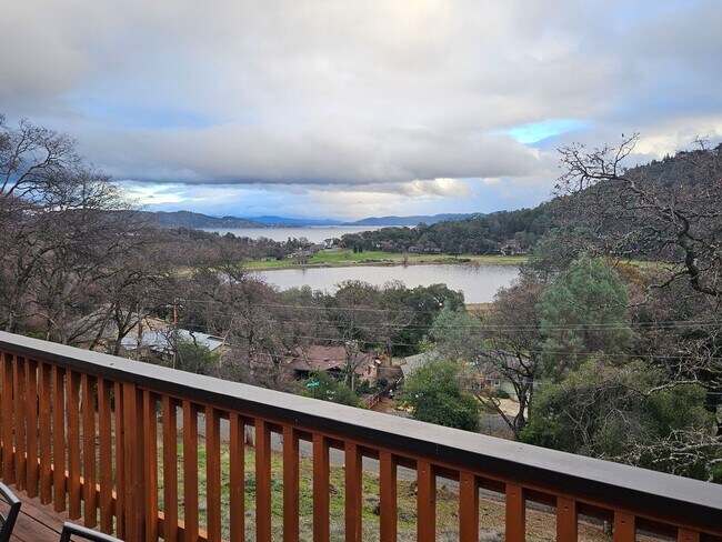 Building Photo - Beautiful retreat - Garbage and Internet included