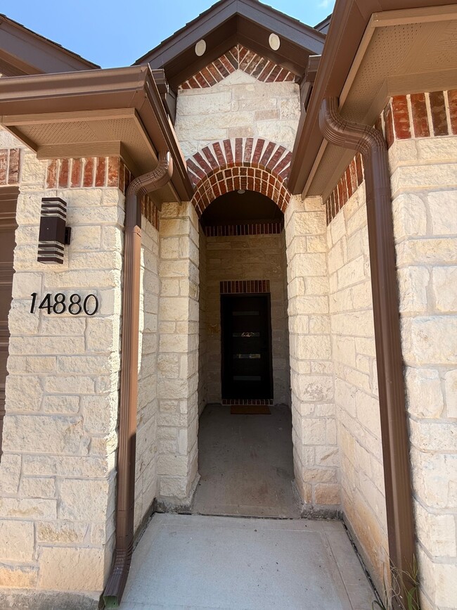 Building Photo - 14880 Coaltown Rd