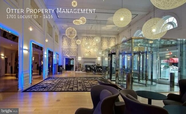 Building Photo - 1701 Locust St