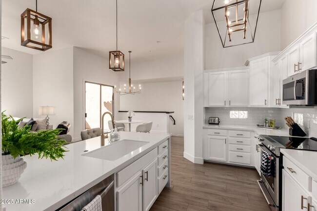 Building Photo - 20801 N 90th Pl