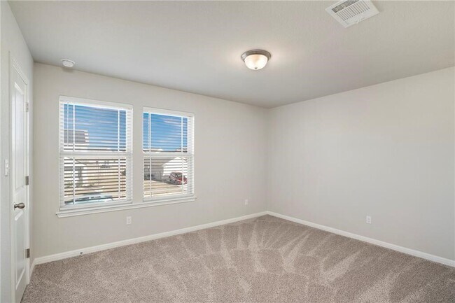 Building Photo - 19004 Elk Horn Dr