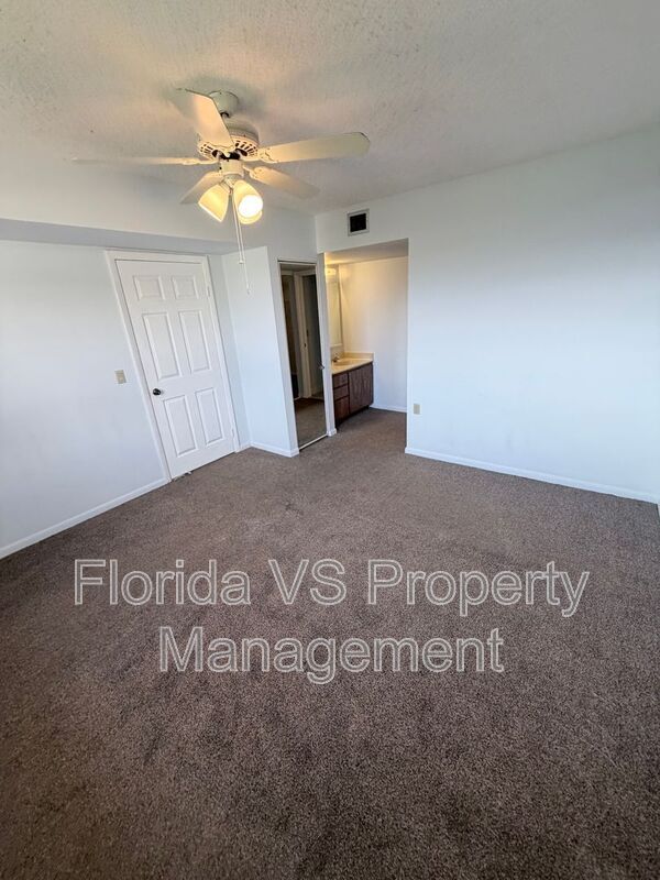 Building Photo - 3511 Village Blvd