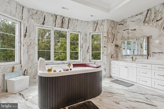 Building Photo - 855 Dolley Madison Blvd