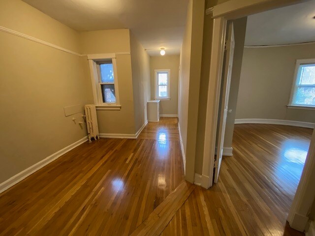 Building Photo - 2534 N Prospect Ave