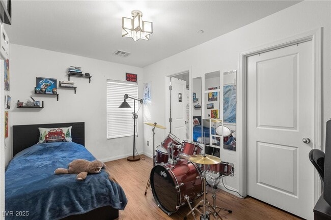 Building Photo - 9050 W Tropicana Ave