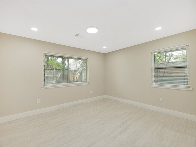 Building Photo - 5306 Windswept Ln