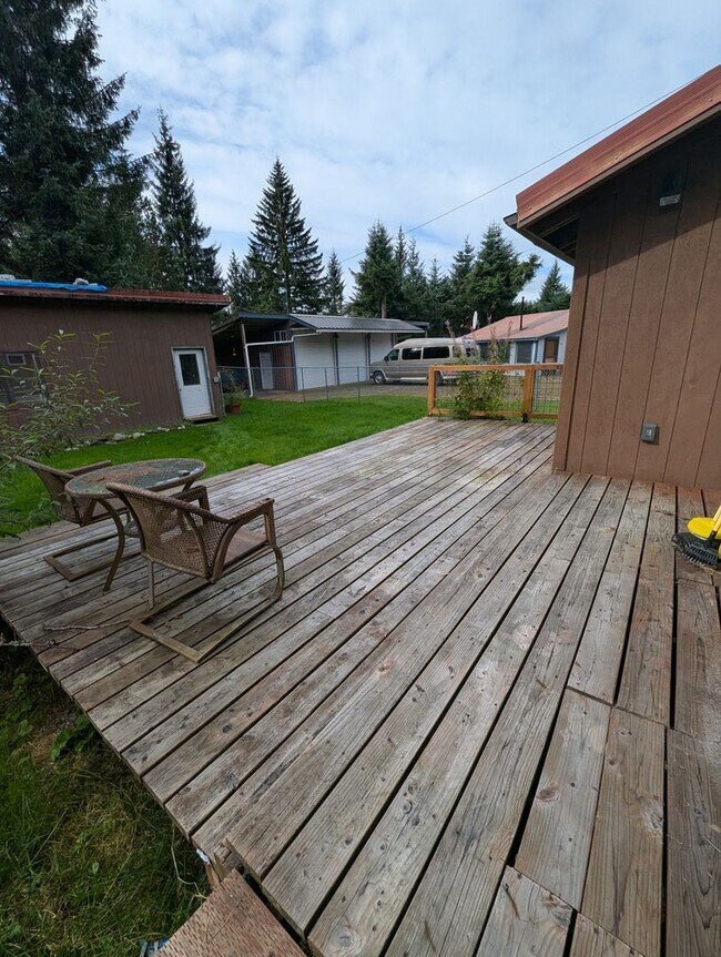 Building Photo - 8496 Thunder Mountain Rd