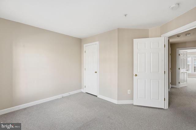 Building Photo - 7976 Vigne Ct