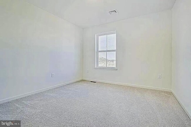 Building Photo - 20 Shillington Ln