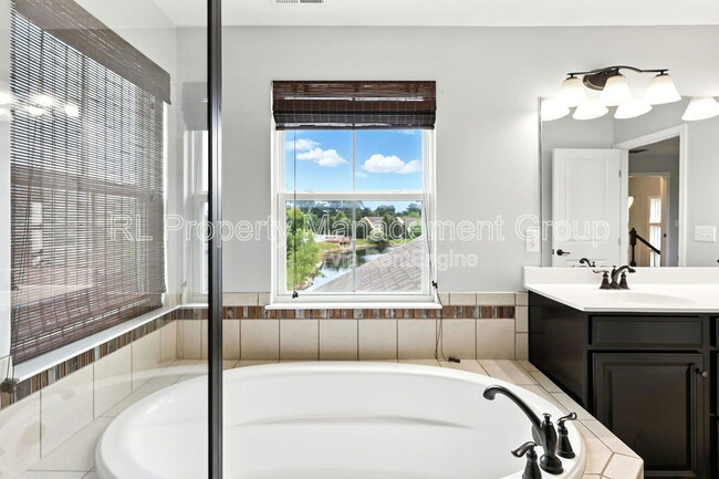 Building Photo - 7792 Scioto Crossing Blvd