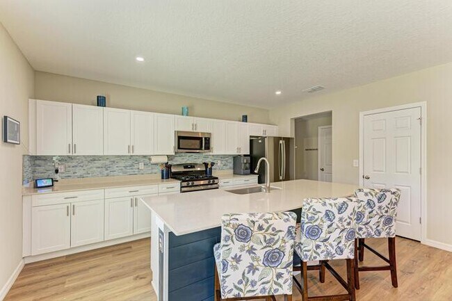 Building Photo - Beautiful Home For Rent In Crosswind Point!