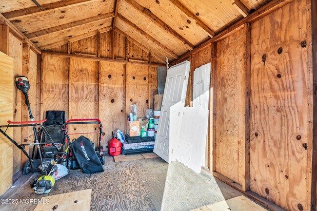 Building Photo - 315 Elizabeth Ave