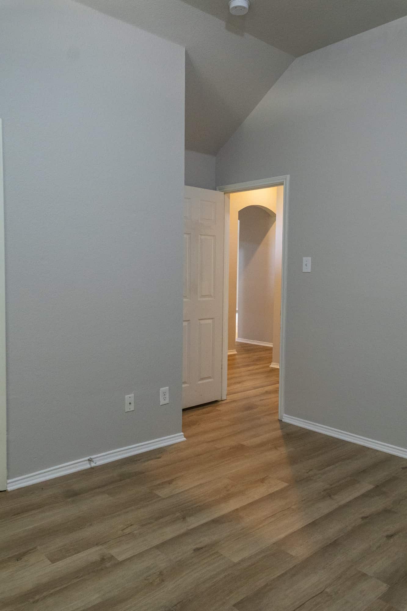 Building Photo - 12416 Sunrise Dr