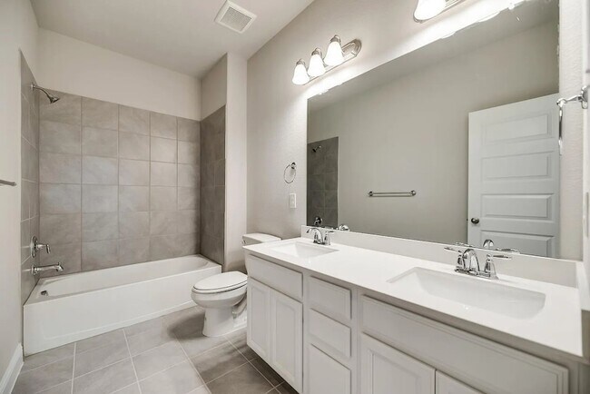 Building Photo - 412 Winding Creek Ln