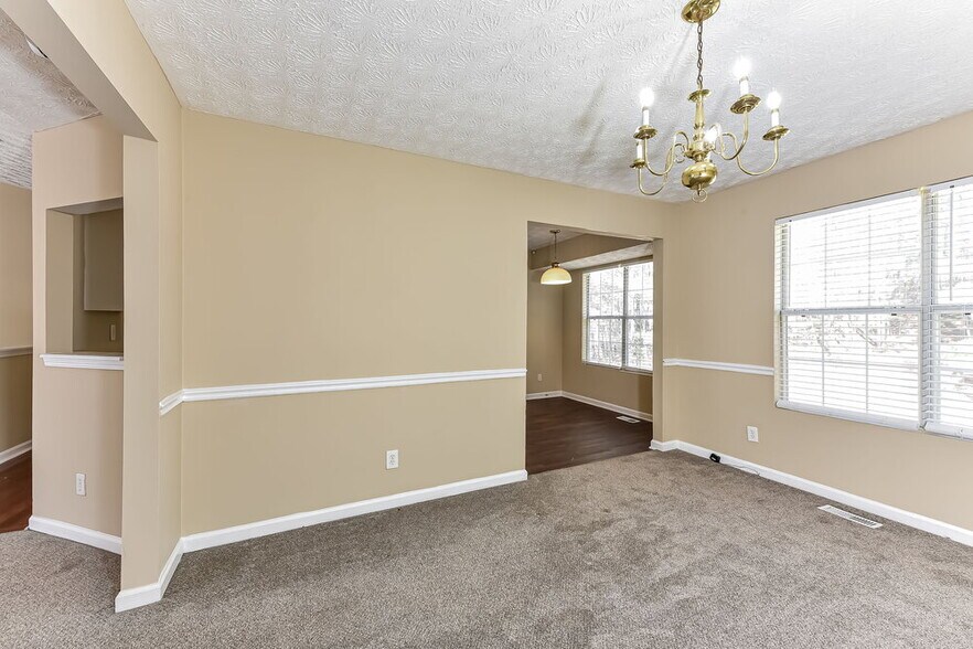 Building Photo - 735 Bridgewood Ct