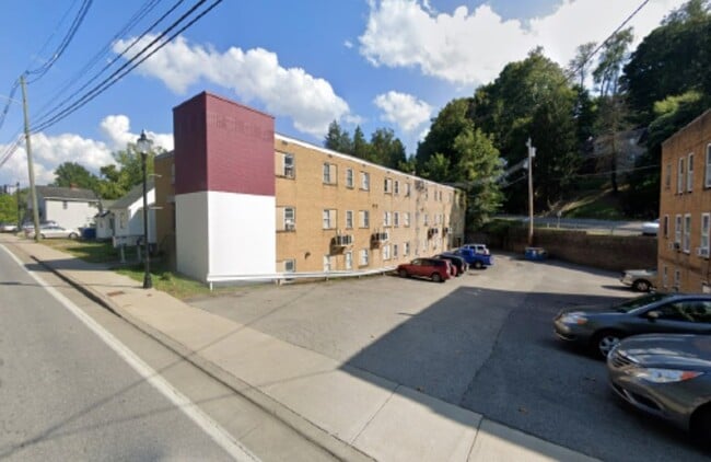 Primary Photo - 1116 Locust Ave