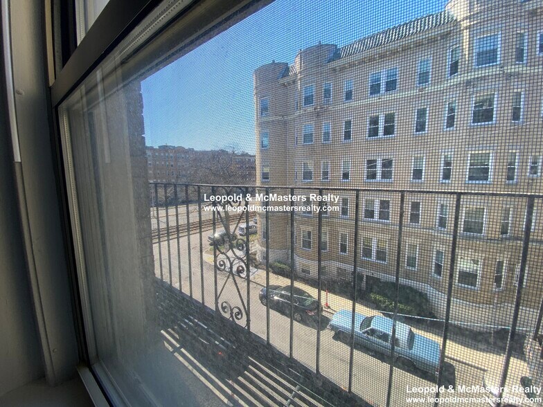 Building Photo - 1375 Commonwealth Ave