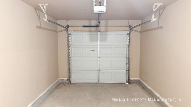 Building Photo - 2516 N Ave O