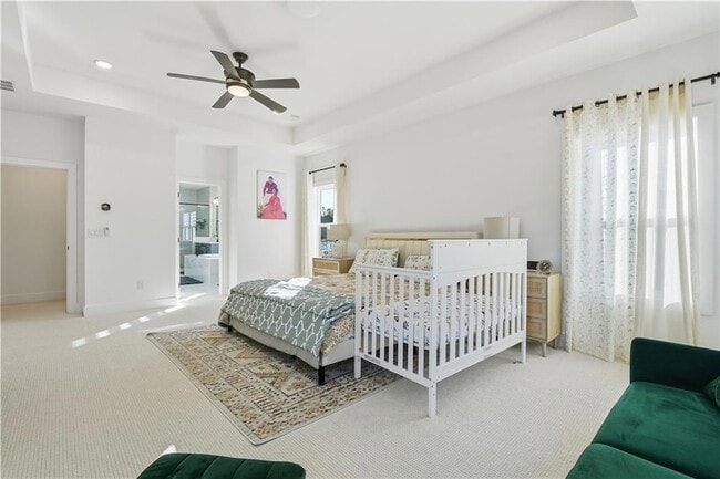 Building Photo - 415 Oakleigh Ave