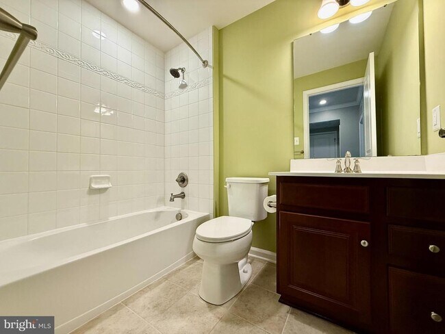 Building Photo - 6491 Jack Linton Dr S