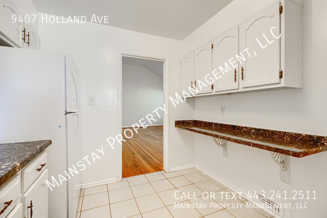Building Photo - 9407 Holland Ave