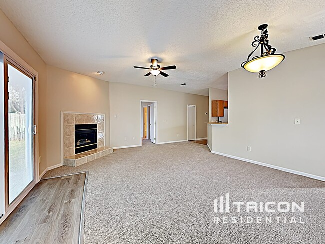 Building Photo - 3424 International Village Dr W