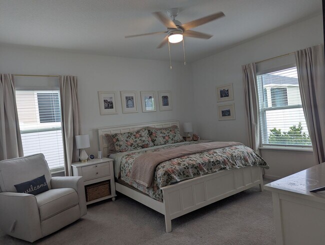 Building Photo - Beautiful newer-construction 4-bedroom, 3-bath home located in Trailhead Landing