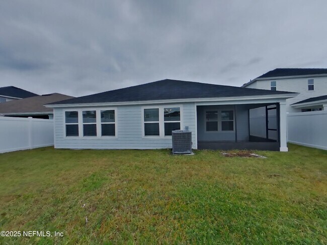 Building Photo - 11430 Tiburon Dr