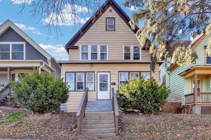 Building Photo - 2823 S Clement Ave