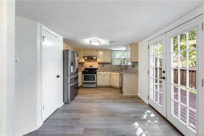 Building Photo - 12702 Rhea Ct