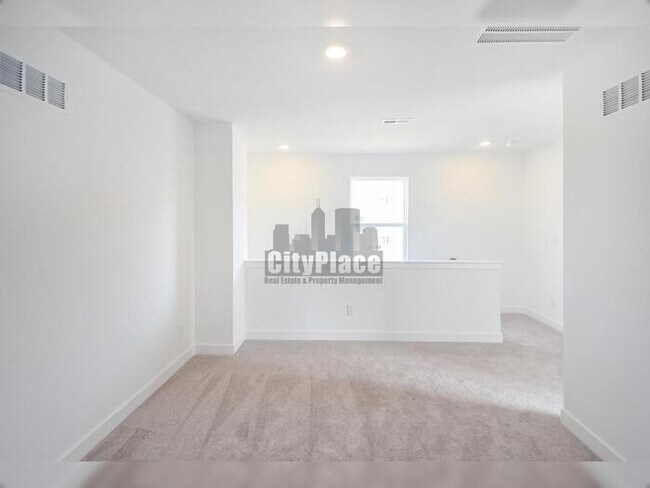 Building Photo - 3794 Cantebury Dr