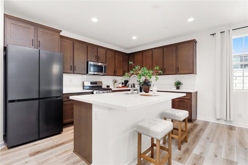 Building Photo - 2983 S Halton Paseo