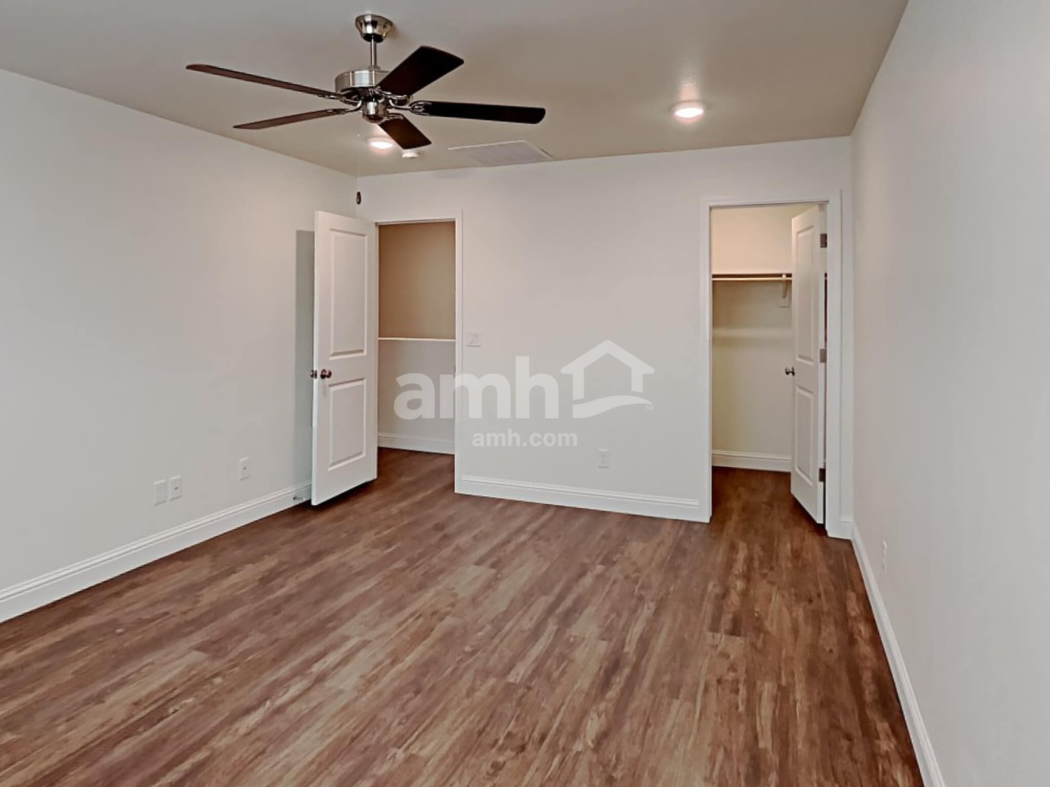 Building Photo - 707 Terrain Star Ave