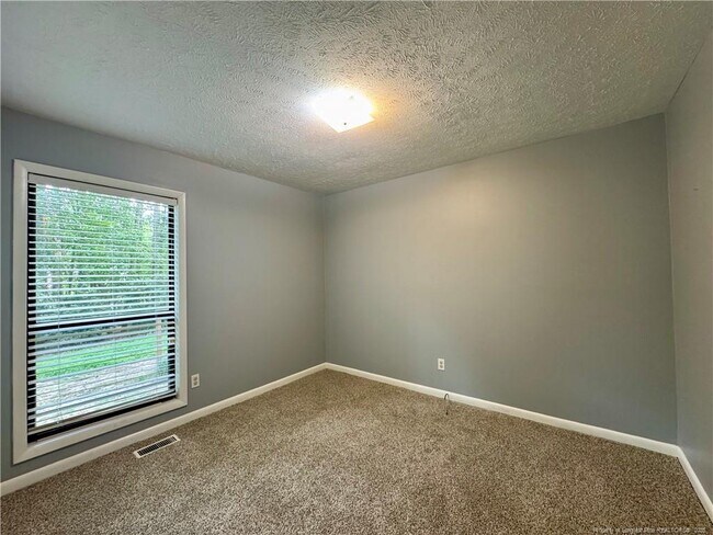Building Photo - 7076 Pantego Dr
