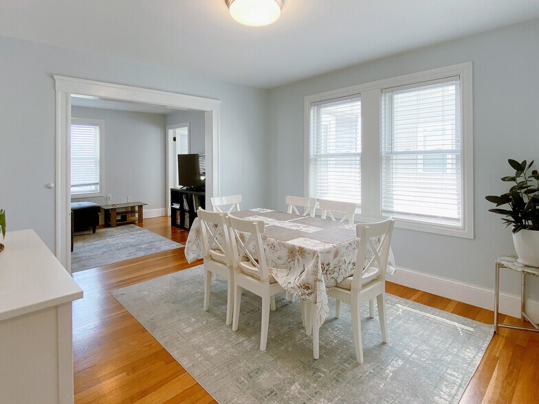 Building Photo - 16 Kimball Rd