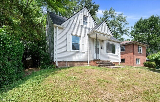 Building Photo - 20803 Kenyon Dr