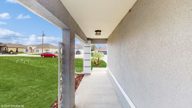 Building Photo - 438 Peace Ct
