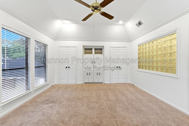 Building Photo - 5626 Spring Lodge Dr