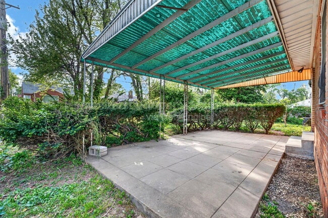 Building Photo - 1810 Mora Ln