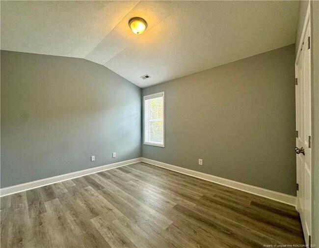 Building Photo - 2100 Feathercombe Court