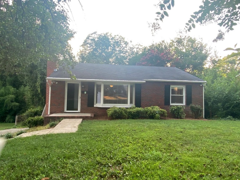 Primary Photo - 1314 Miller St