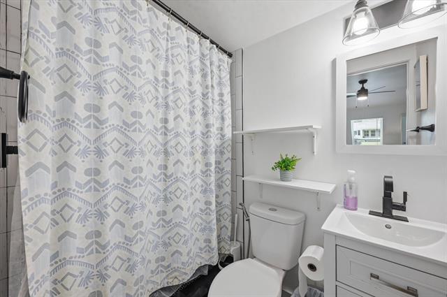 Building Photo - 303 Brodie St