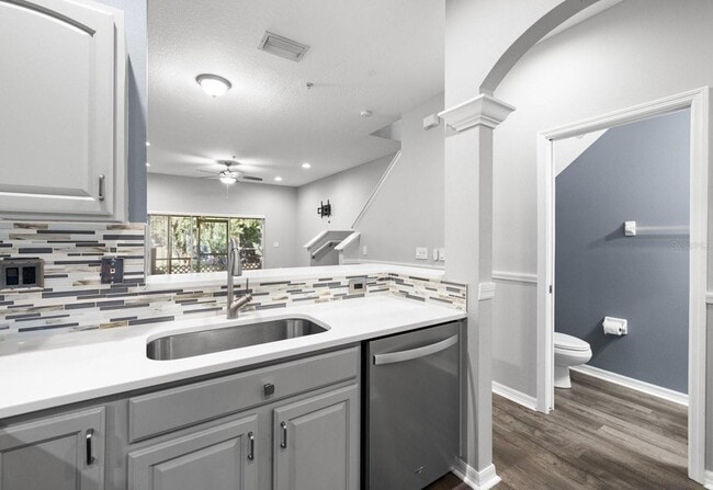 Building Photo - 11231 Kapok Grand Cir