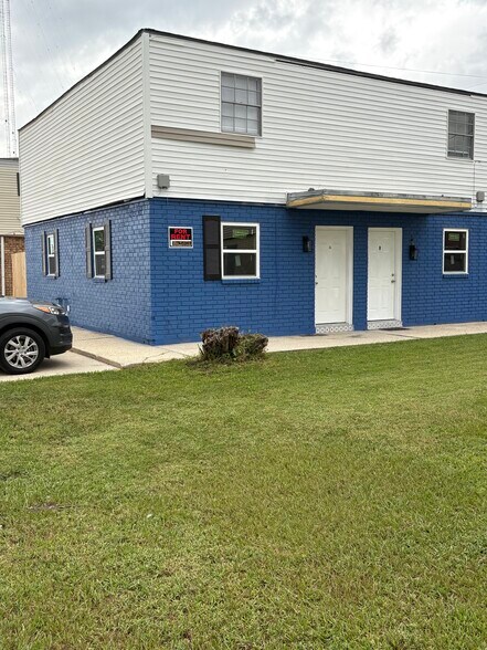 Street view of the complex - 3609 Golden Dr