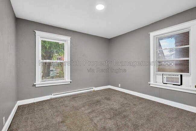 Building Photo - 3107 Osceola St